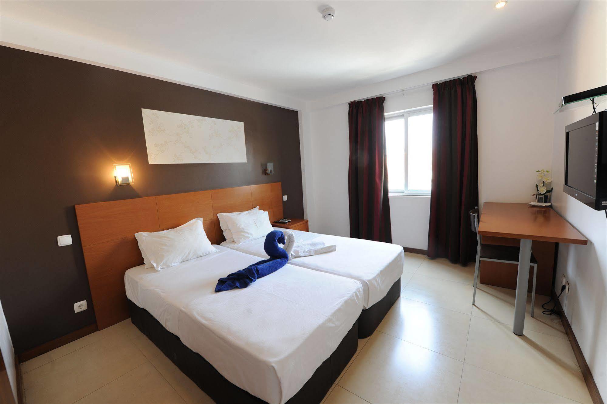 Inn Luanda Exterior photo
